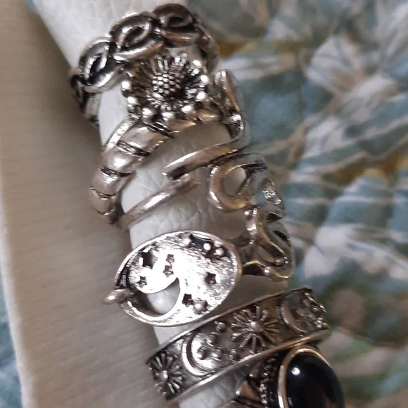 NWT Free People Stacking Ring Set - Picture 11 of 12